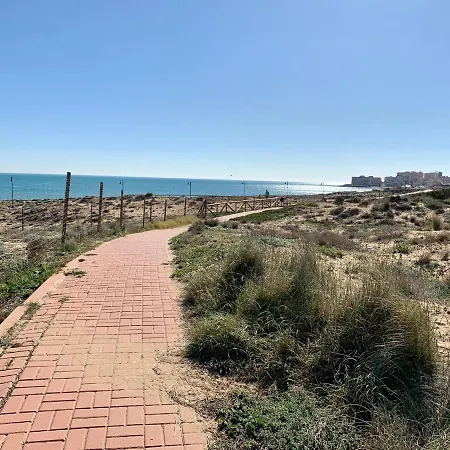 Casa Del Mar By La Mata Апартаменты *