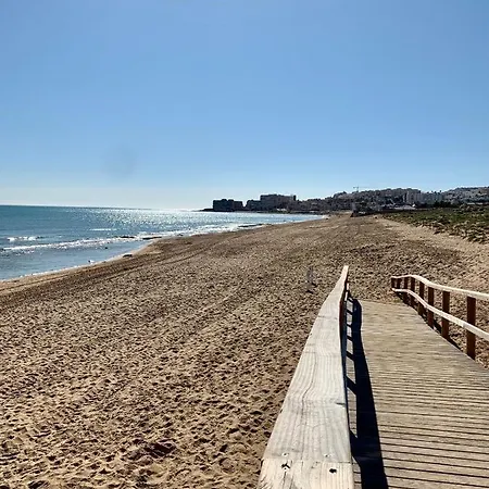 Casa Del Mar By La Mata تورّيفيِخا